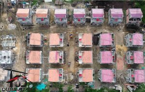 Teja arquitectonica color rojo teja de Barro JDCubiertas en sector residencial en Colombia