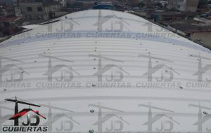 intalacion-teja-curva-UPVC-JDcubiertas en Colombia